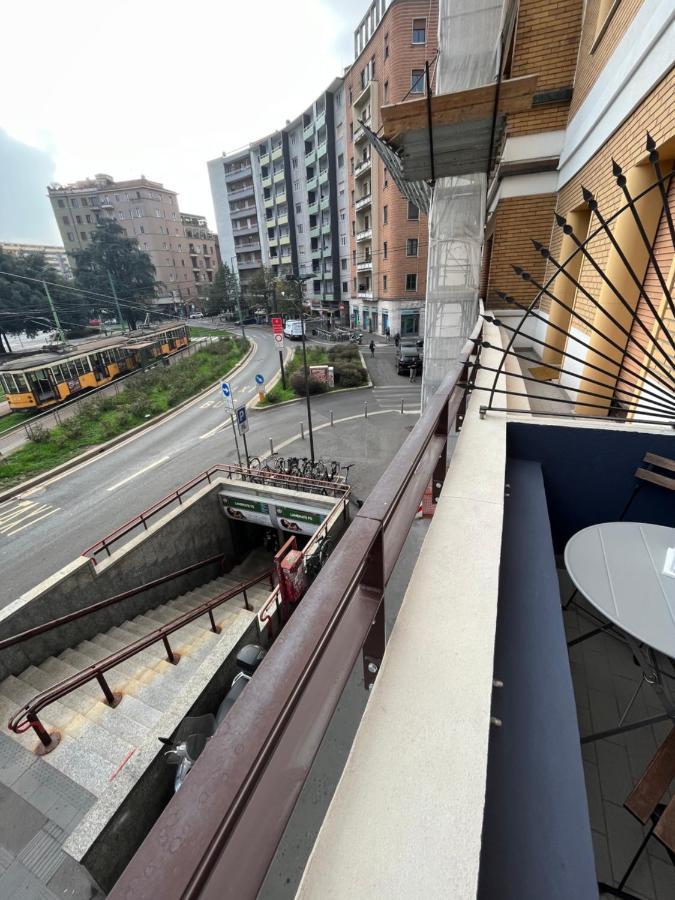 Citta Studi Apartment - Front Metro Lambrate 米兰 外观 照片